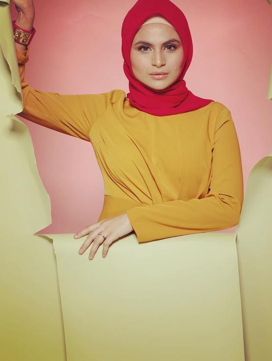 Unggah Foto Selfie Kekinian, Asha Shara Bikin Heboh ...