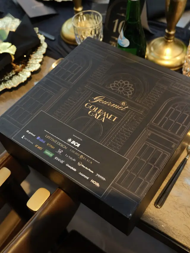 Golden Black Gourmet