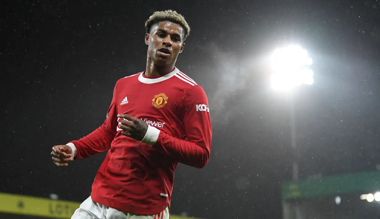 Setelah Rangnick ditunjuk pada November lalu, Marcus Rashford membutuhkan waktu untuk menyesuaikan diri dengan sistem baru tetapi dia telah melakukannya dengan baik dalam beberapa pekan terakhir. Rashford sukses dalam 6 keterlibatan gol dalam 18 pertandingan musim ini. (AFP/Daniel Leal)