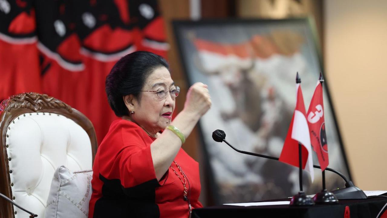 Sebelumnya, Ketua Umum PDIP Megawati Soekarnoputri menantang Rossa datang menghadap dirinya. <br>