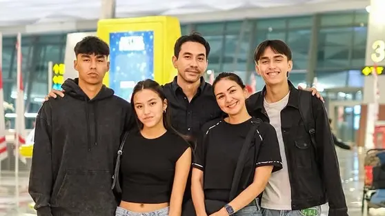 Donna Agnesia Kembali Melepas Lionel ke Eropa, Tulis Pesan Menyentuh untuk Sang Putra