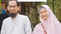 Ustadz Adi Hidayat dan istri menunggu 7 tahun untuk menikah. (Dok:&nbsp;TikTok @umaruchan71472)