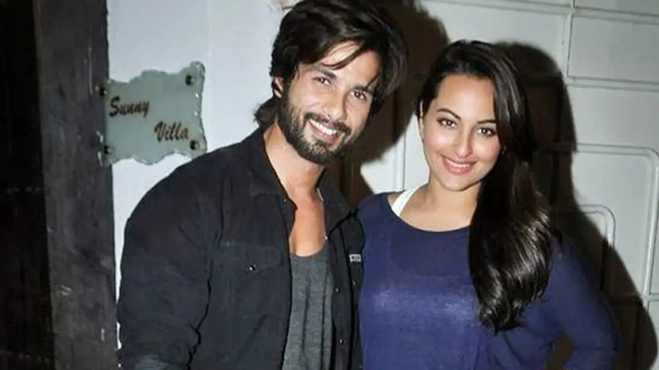 Shahid Kapoor dan Sonakshi Sinha Ketahuan Makan Malam Bersama