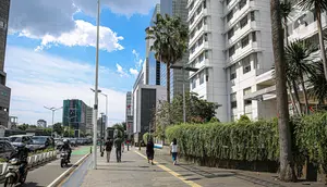 Pancaran ultraviolet yang berasal matahari akan terasa lebih panas dari biasanya. (Liputan6.com/Faizal  Fanani)