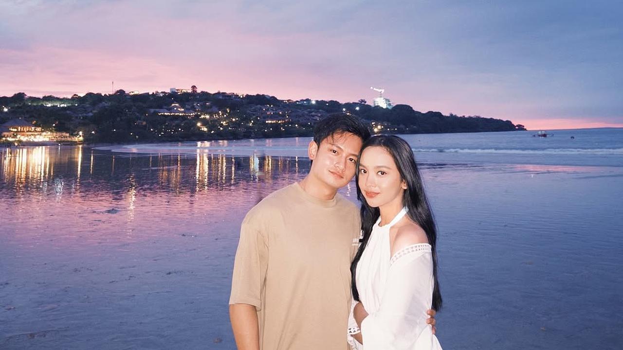 Randy Martin Bagikan Momen Liburan Romantis Bareng Lyodra, Momen Paling Ditunggu Netizen