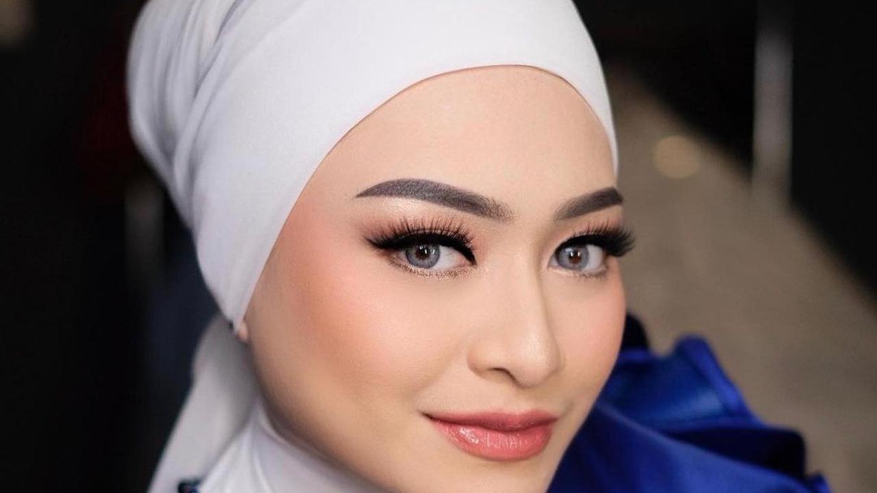 Nathalie Holscher (Foto: Instagram @nathalieholscher)