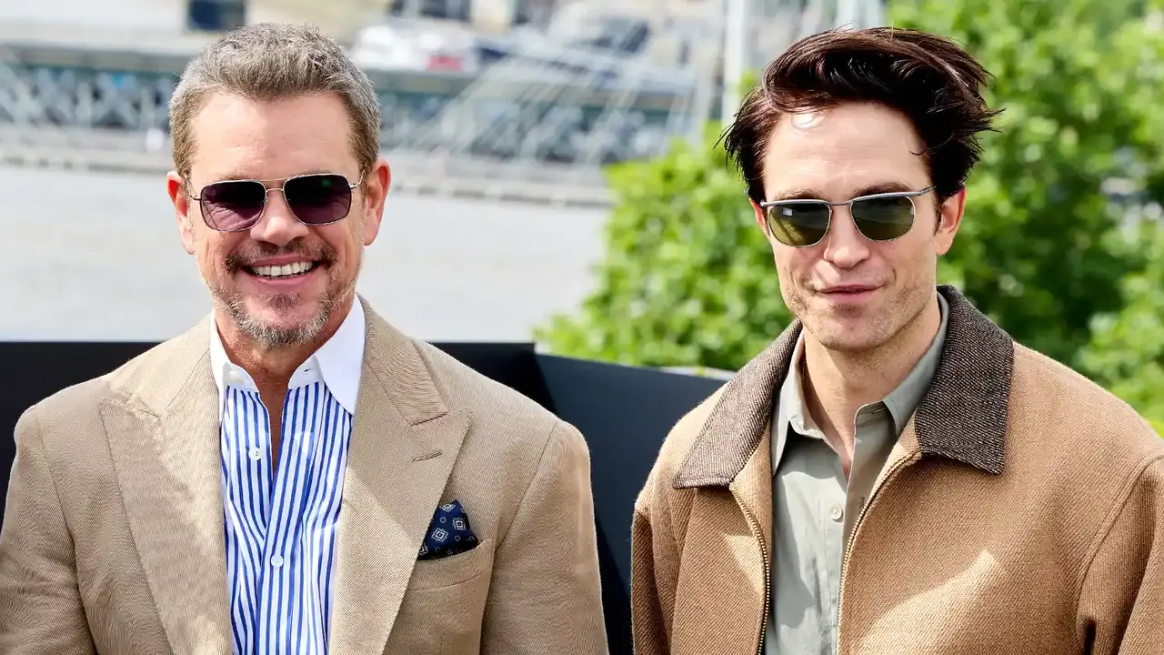 Matt Damon dan Robert Pattinson di London pada 5 Juli 2026. (Tim P. Whitby/Getty/AFP)
