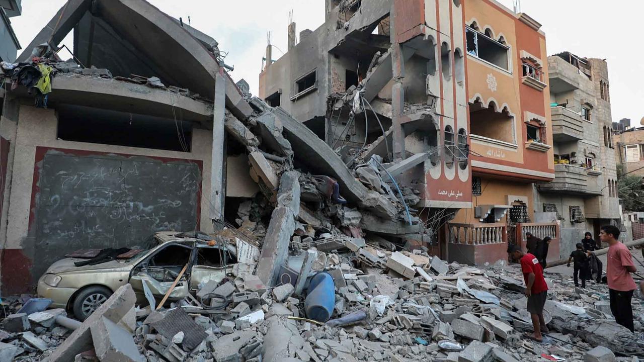 FOTO: Serangan Udara Israel di Gaza Tewaskan 85 Orang, Dunia Serukan Gencatan Senjata
