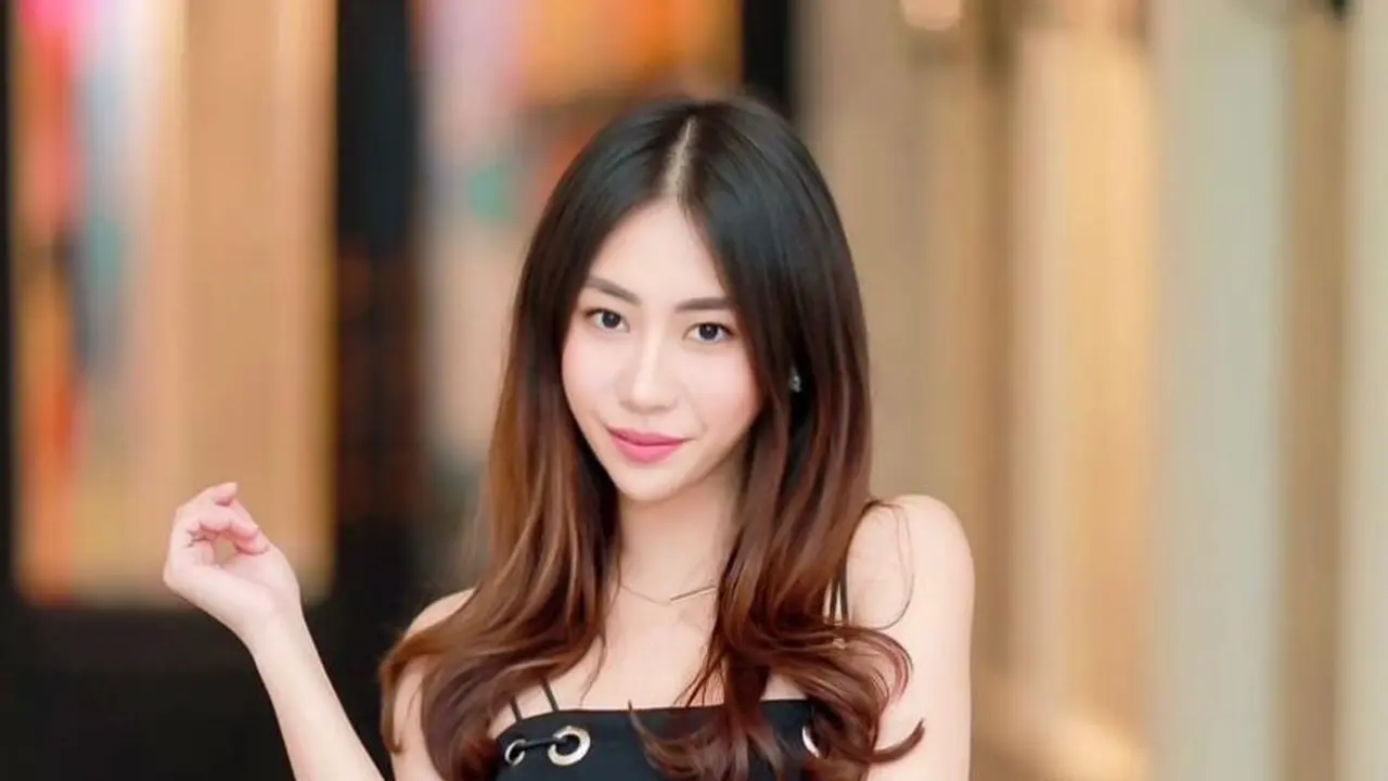 8 Gaya Mewah Ayu Thalia, Selebgram Cantik yang Diduga Dianiaya Anak Ahok