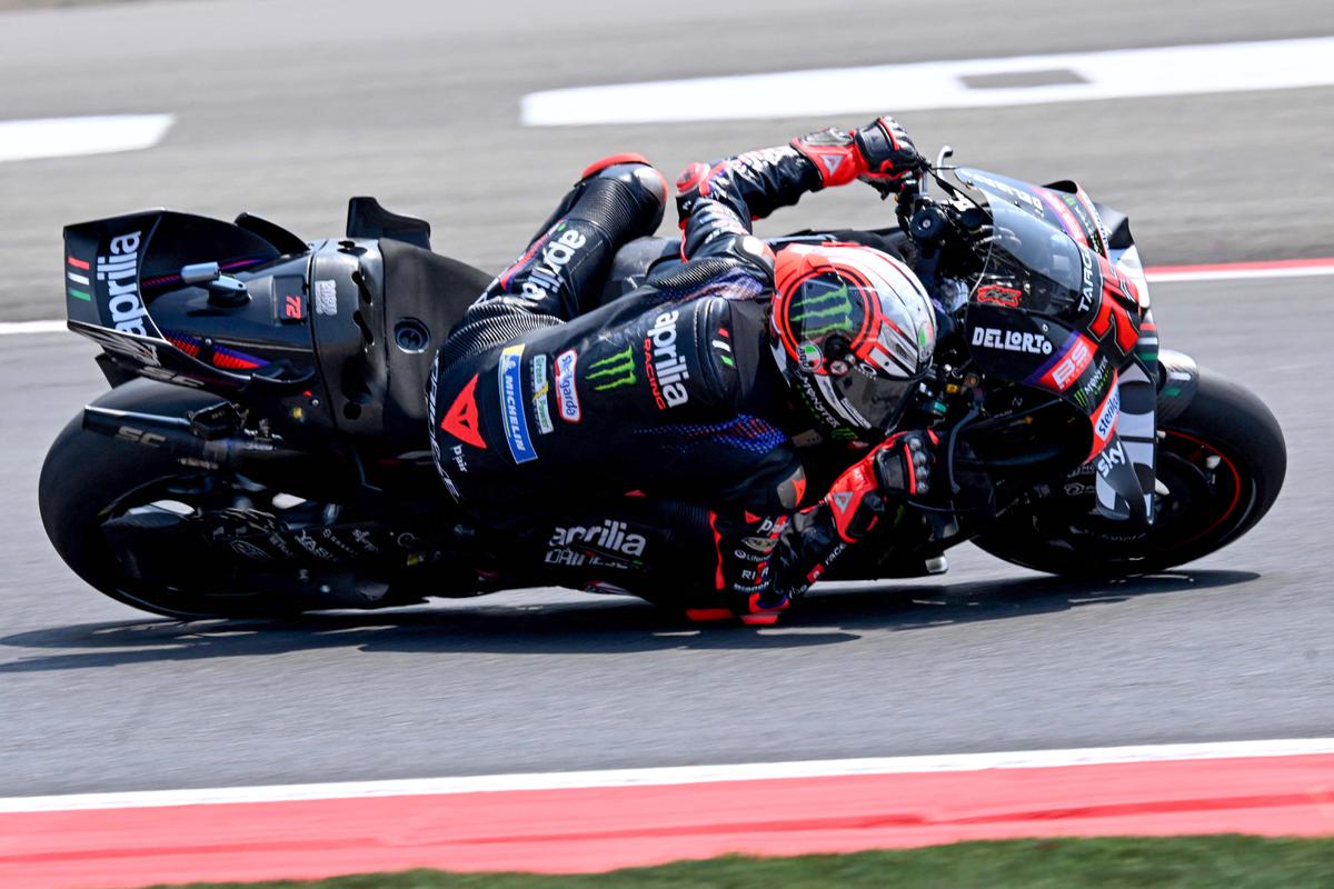Bezzecchi Menang di Mandalika Marquez Harus Puas Finis Keenam