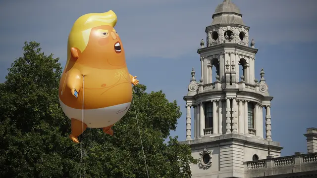 Balon Bayi Trump