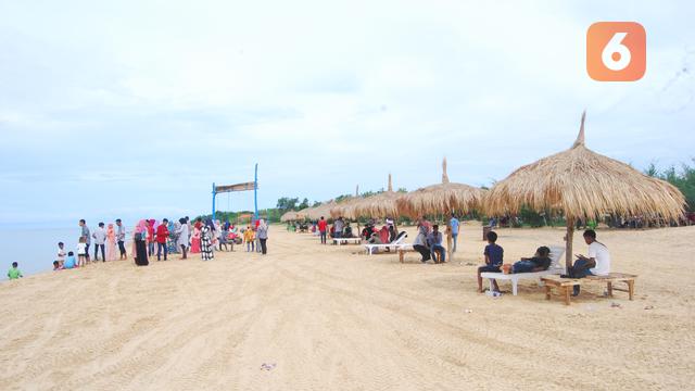 Harga Tiket Masuk Pantai Lon Malang Lokasi Dan Harga