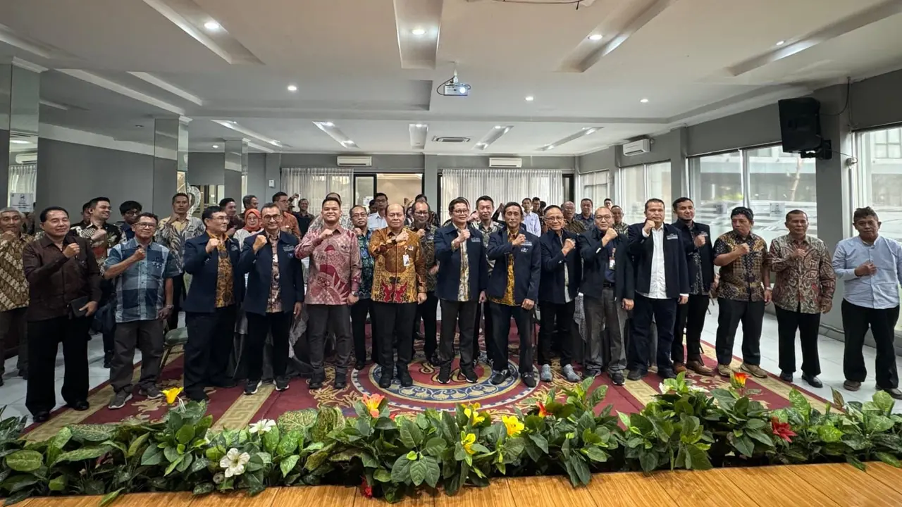 Perkumpulan Industri Komponen Kapal Indonesia (PIKKI) menggelar Diskusi Bisnis "Optimalisasi Industri Pendukung Bersama PT PAL Indonesia".