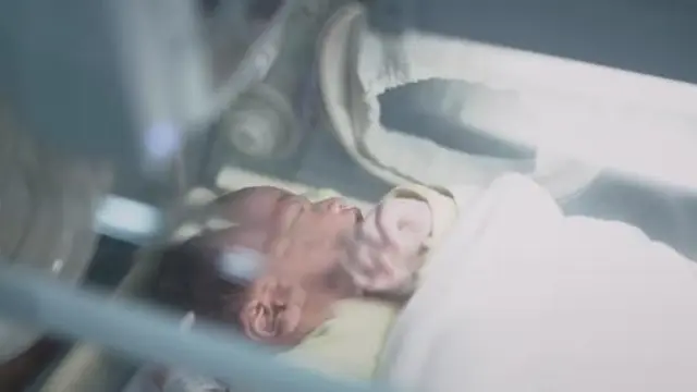 Potret menggemaskan anak ketiga Fedi Nuril