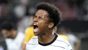 Karim Adeyemi Tak Gentar Bersaing dengan Lamine Yamal, Ungkap Alasan Pilih Barcelona