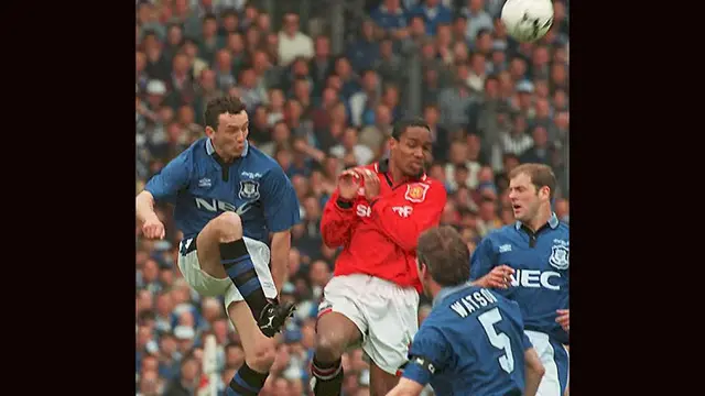Foto: Deretan Pemain MU yang Gunakan Nomor Punggung 8 pada Era Premier Legaue di Liga Inggris, Jadi Andalan Setan Merah