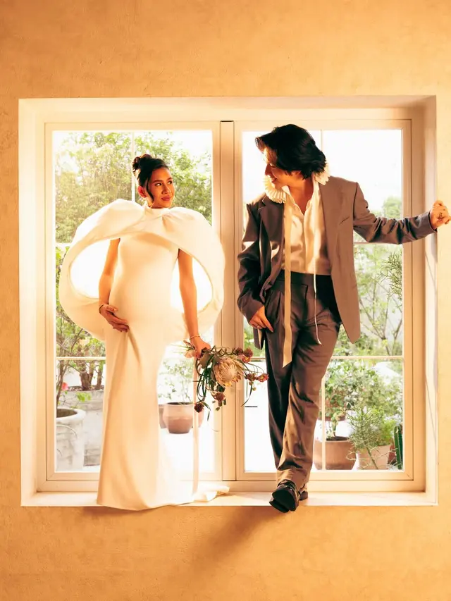 Shenina Cinnamon dan Angga Yunanda di sesi maternity shoot (© instagram.com/angga)