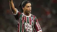 Di Mexico, Ronaldinho juga tidak berkembang sehingga pada pertengahan 2015 dirinya kembali ke Brasil dan bergabung dengan Fluminense (Istimewa)