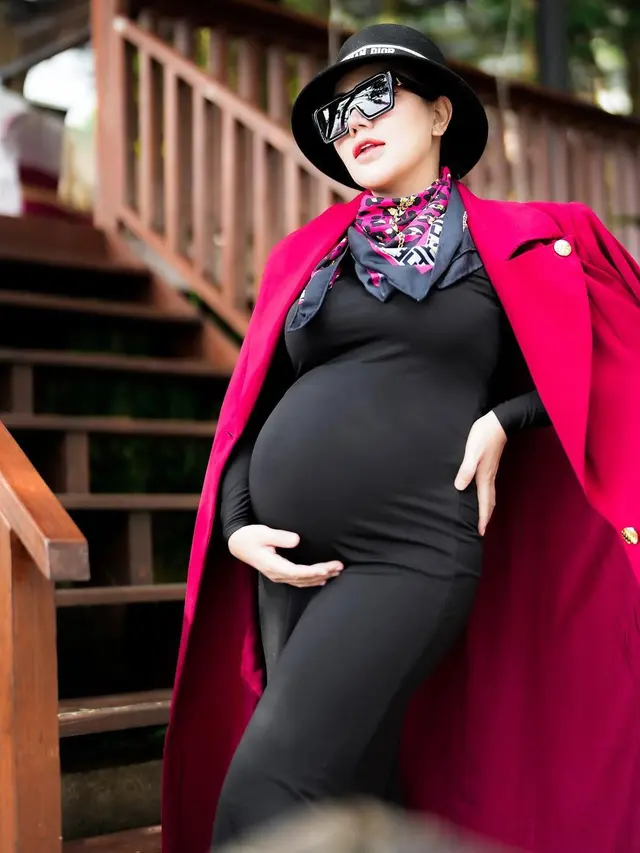 Segera Malahirkan Ini 7 Potret Maternity Shoot Bella Shofie Di