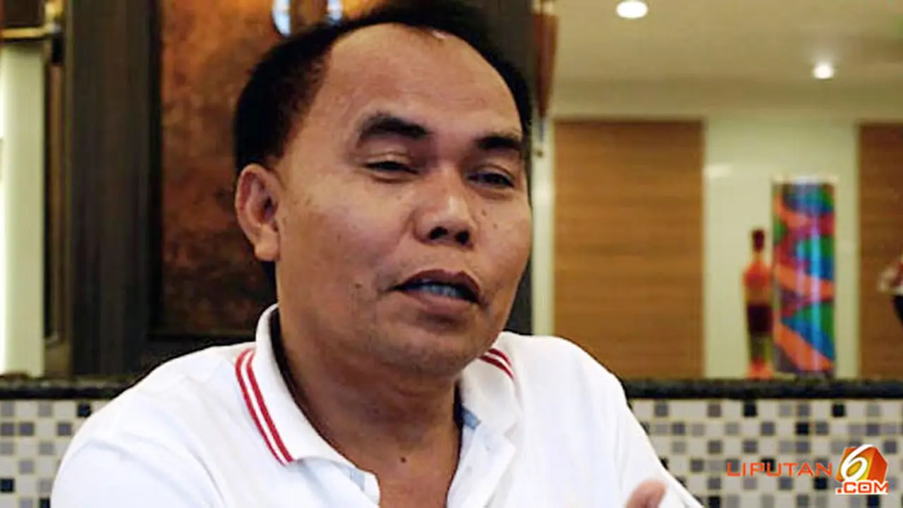 bernhard_limbong_121118b.jpg