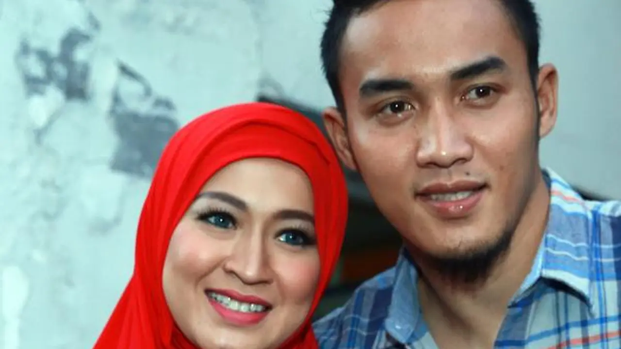 Gunawan dan Okie Agustina