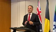 Wakil Perdana Menteri sekaligus Menteri Pertahanan Australia Richard Marles dalam pernyataan pers kepada media, Kamis (5/6/2025). (Liputan6.com/Benedikta Miranti)