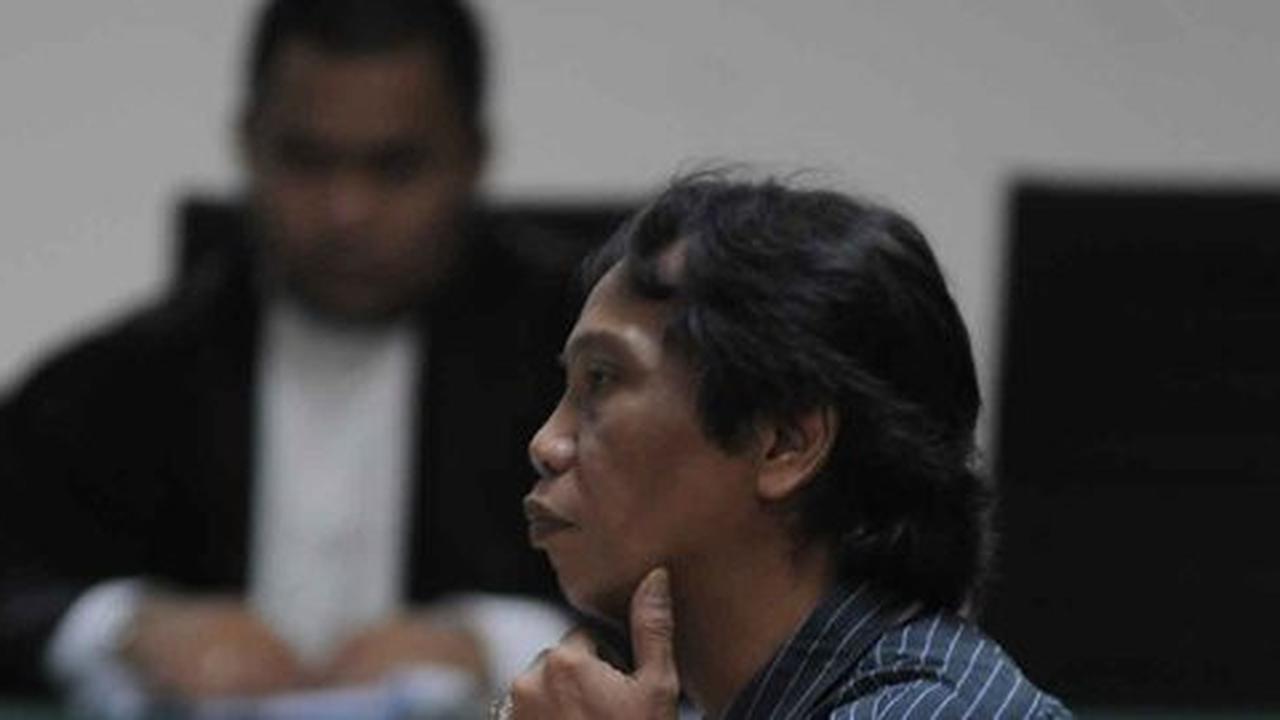 Mandra nilai dakwaan jaksa janggal