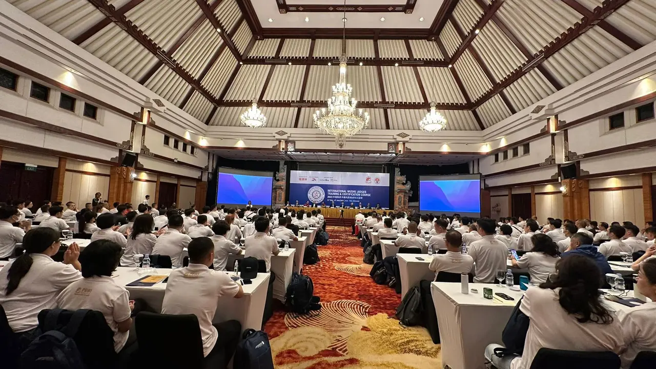 Wushu Indonesia Pecahkan Rekor Internasional di Bali