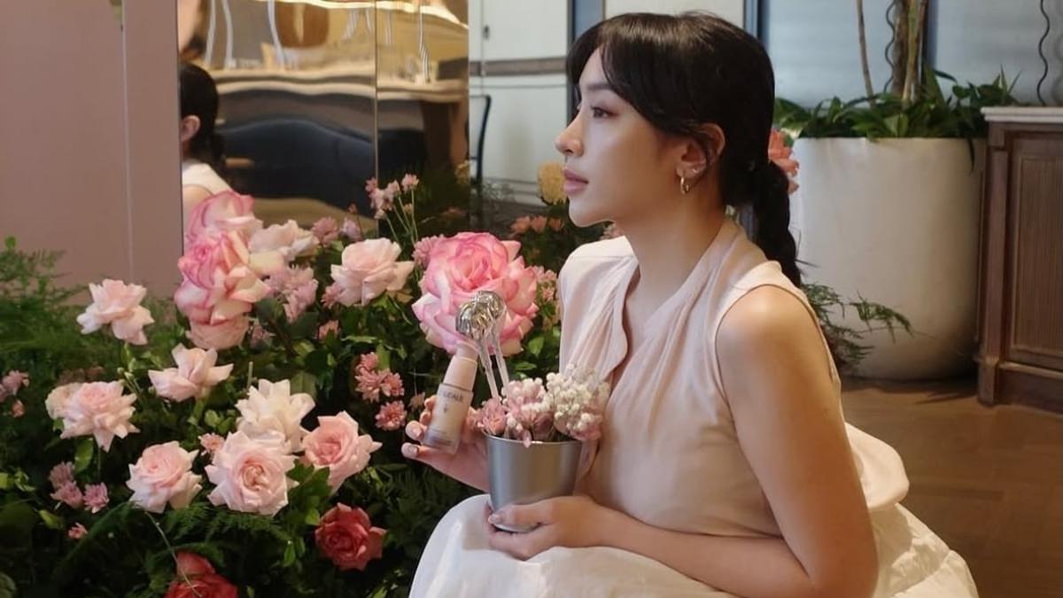 6 Urutan Body Care Rumahan ala Amanda Zahra untuk Kulit Cerah dan Glowing