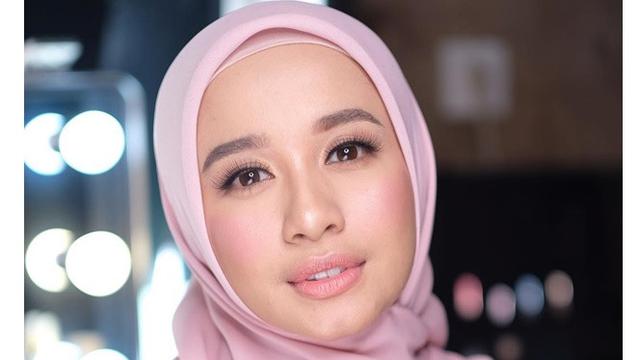 6 Potret Laudya Cynthia Bella Natural Tanpa Makeup Cantik Memesona Hot Liputan6 Com