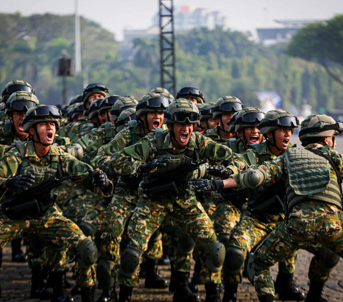 Pada HUT ke-78 TNI kali ini mengangkat tema "Patriot NKRI, Pengawal Demokrasi untuk Indonesia Maju".<br>