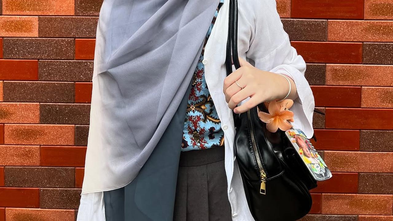 Cantik Berhijab, 7 Potret Sienna Anak Marshanda dengan Ben Kasyafani yang Kini Sudah 12 Tahun