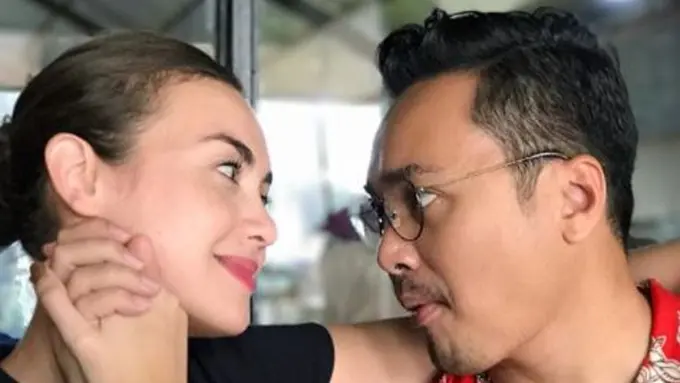 [Bintang] Rianti Cartwright dan Cassanova Alfonso