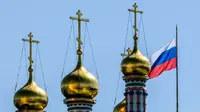 Suasana kota di Moscow, Rusia, Kamis (3/5/2018). Kota ini akan menjadi salah satu penyelenggara Piala Dunia 2018. (AFP/Yuri Kadobnov)