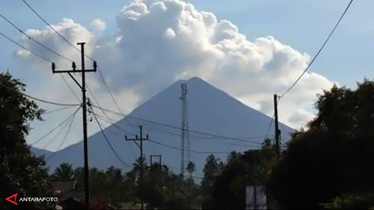 gunung-merbabu-130526-a.jpg