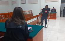 Curi 4 AK-47 dari Gudang Senjata Polri, Pecatan Polisi Sekaligus Pimpinan KKB Askel Mabel Divonis 8 Tahun Penjara