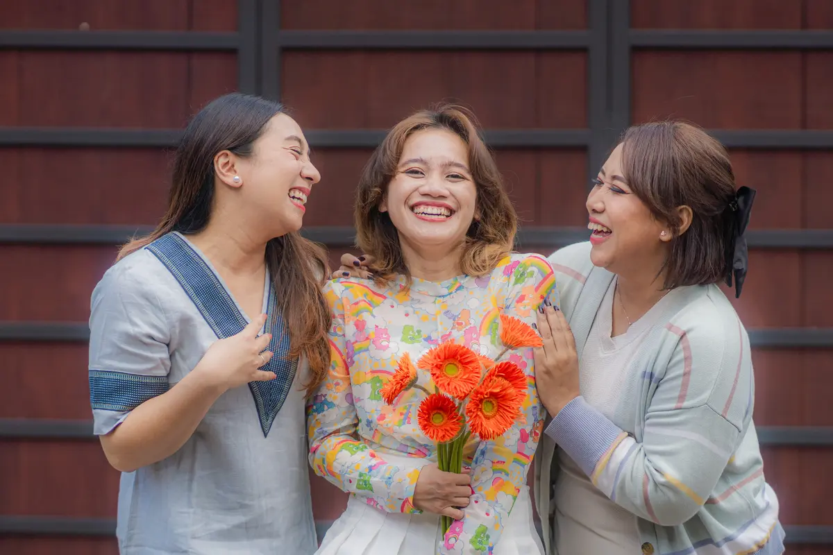 wanita desember lebih bahagia