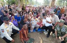 Gembira Dihampiri  Kasatgas PRR, Asa Penyintas di Desa Sekumur Kembali Menyala