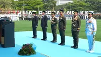 Presiden Prabowo Subianto Anugerahkan Bintang Mahaputra untuk Jamari Chaniago hingga Sjafrie Sjamsoeddin (Tangkapan Layar YouTube Sekretariat Presiden)