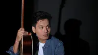 Lirik Lagu Silver Rain, Nuansa Internasional ala Rendy Pandugo