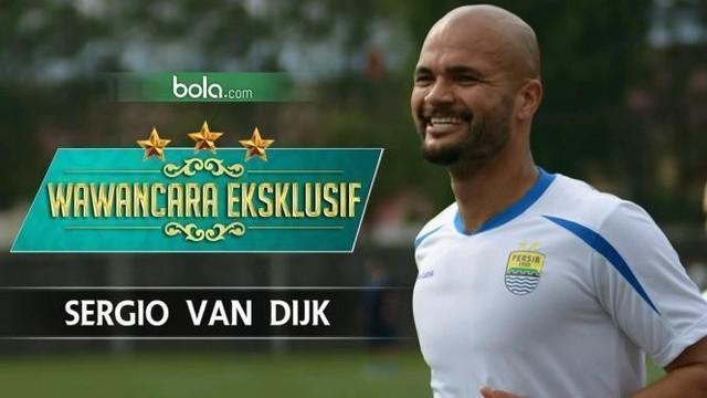 Penyerang anyar Persib Bandung, Sergio van Dijk mengungkapkan alasan mengapa ia mau bermain di Maung Bandung kembali.