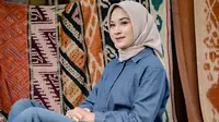 7 Setelan Tunik dan Celana Panjang, Gaya Unik Muslimah tapi Tetap Modis dan Syar’i