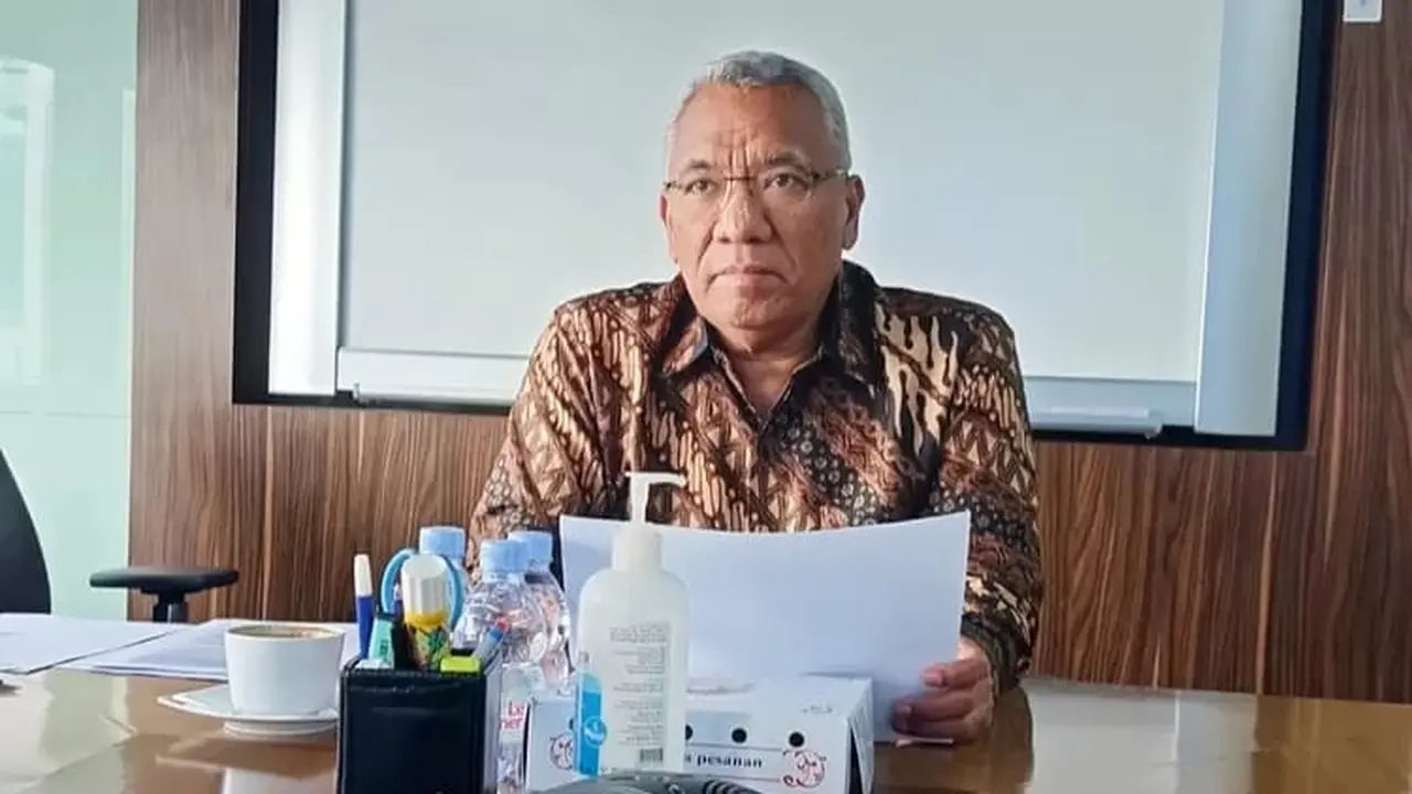 David M.L Tobing dari kantor pengacara Adams & Co, pengacara puluhan warga RT 002/RW 02 Kelurahan Kuningan Timur yang terdampak proyek Kedubes India angkat bicara soal pembangunan.