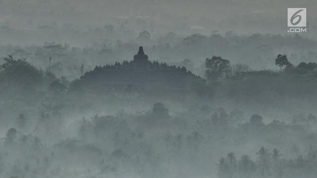 Melihat Kemegahan Candi Borobudur dari Punthuk Setumbu
