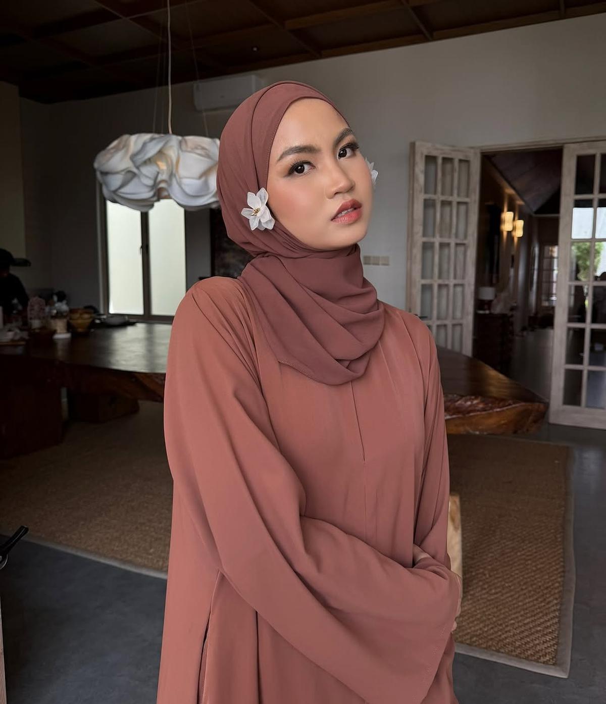 Gaya OOTD Xaviera Putri di Berbagai Momen, Tampil Casual dan Stylish yang Bisa Jadi Inspirasi