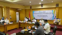 Kunjungan kerja anggota Komisi VI DPR RI, Andi Akmal Pasaluddin  di kantor Perum Bulog Sulselbar (Liputan6.com/Fauzan)