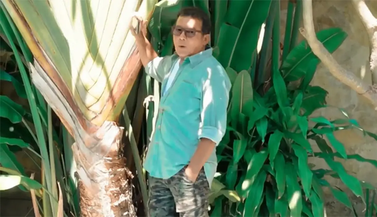 10 Momen Ultah Sophia Latjuba ke-51 (Instagram/sophia_latjuba88)