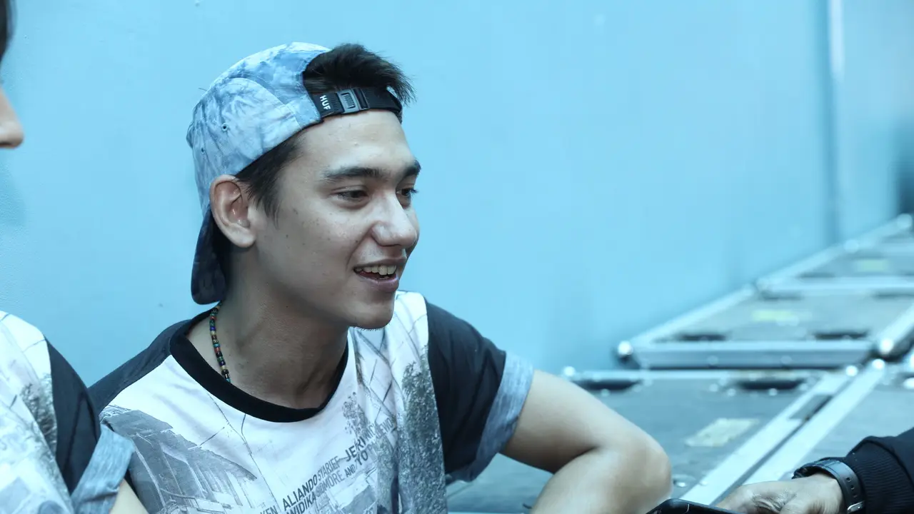 [Bintang] Adipati Dolken