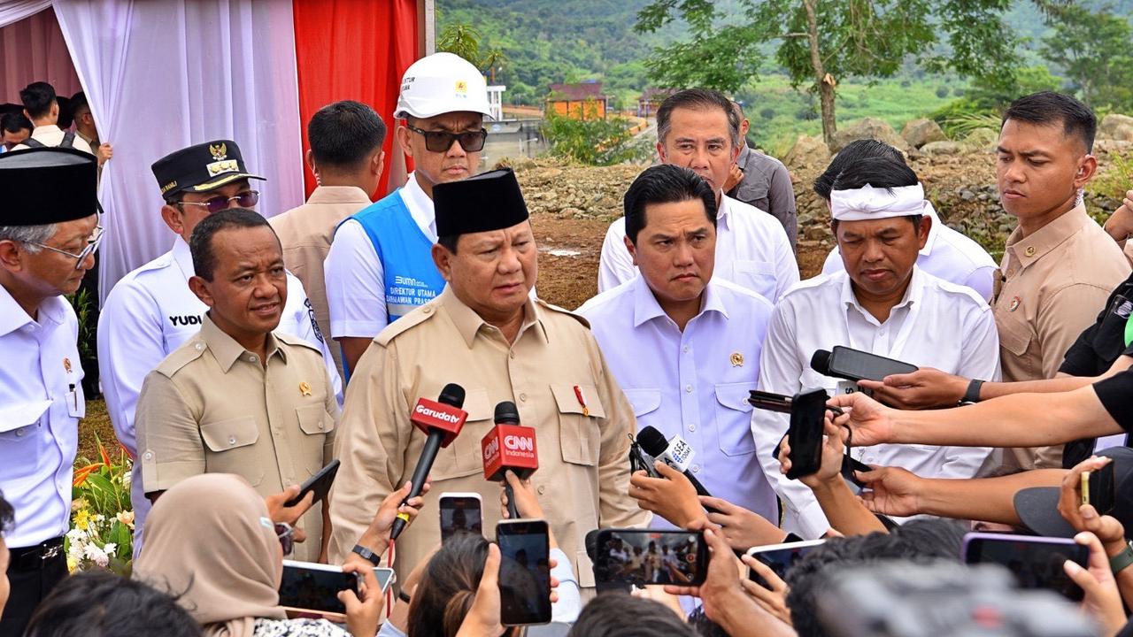 Syukuran Kecil Ulang Tahun ke-74 Prabowo Hari In: Ada Didit, Titiek Soeharto, hingga Gibran
