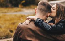 7 Perkataan Sederhana yang Bisa Bikin Pasangan Jatuh Cinta Padamu Setiap Hari